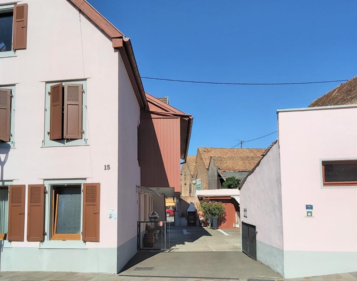 Location-Meuble Apartamento Issenheim Exterior foto