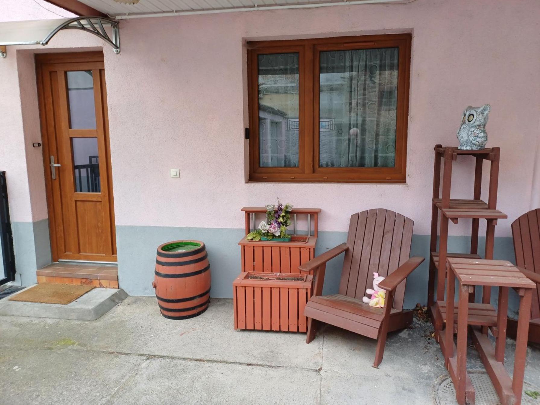 Location-Meuble Apartamento Issenheim Exterior foto