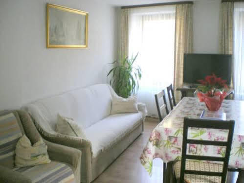 Location-Meuble Apartamento Issenheim Exterior foto
